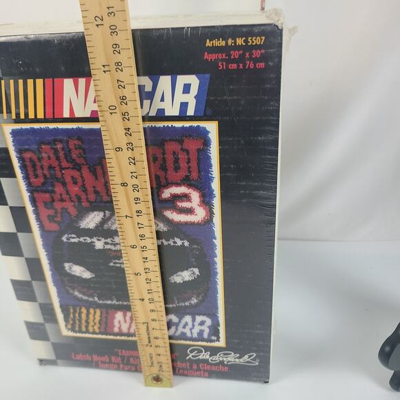 Nascar Dale Earnhardt #3 Latch Hook Rug Kit Nascar Black Car 2000 New Sealed - Picture 4 of 11